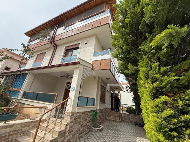 Menderes, İzmir içerisinde satılık Villa