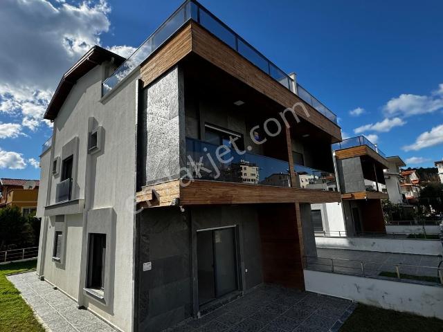 Menderes, İzmir içerisinde satılık Villa