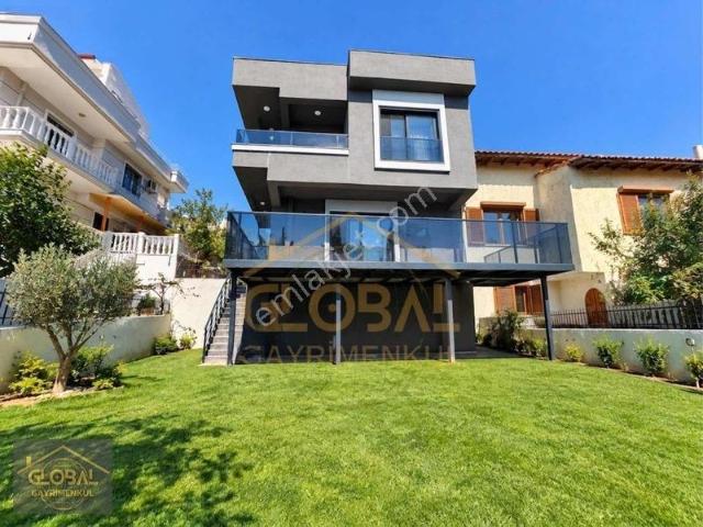 Çukuraltı Mahallesi, Menderes içerisinde satılık Villa