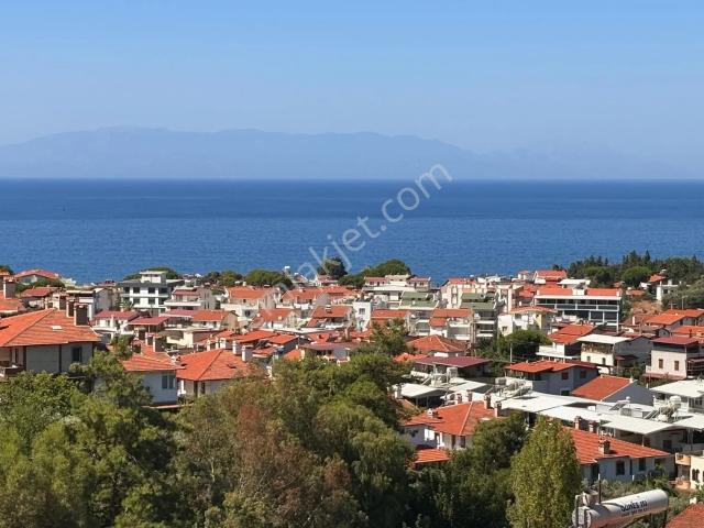 Çukuraltı Mahallesi, Menderes içerisinde satılık Villa