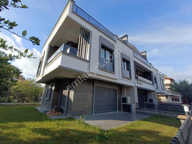 Menderes, İzmir içerisinde satılık Villa