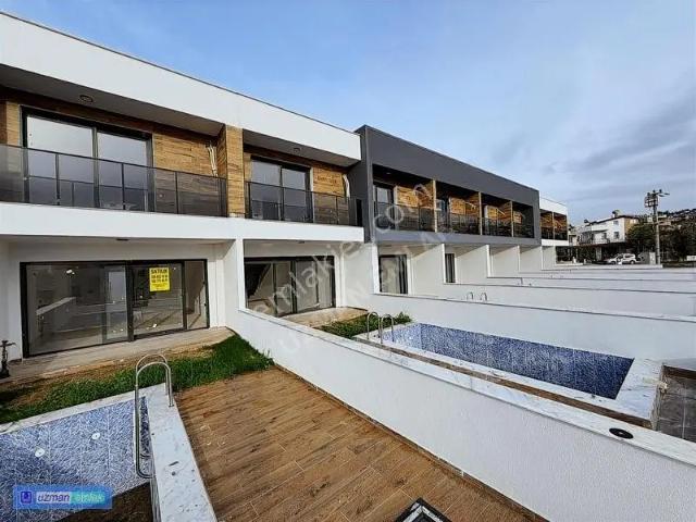Kuşadasi, Aydin içerisinde satılık Villa