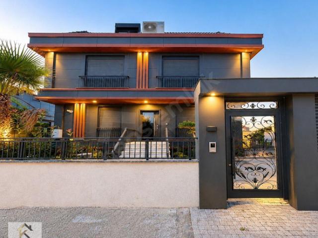 Dereağzı Mahallesi, Beylikdüzü içerisinde satılık Villa
