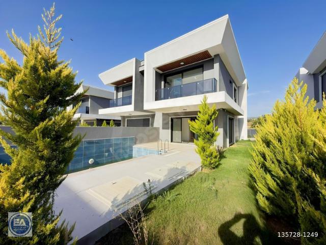Davutlar Mahallesi, Kuşadası içerisinde satılık Villa