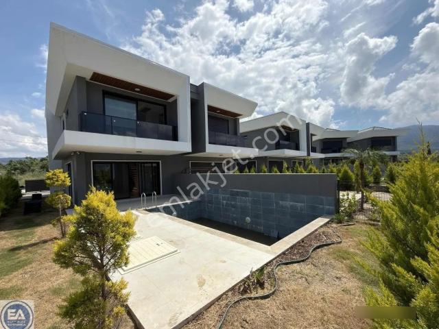 Kuşadasi, Aydin içerisinde satılık Villa