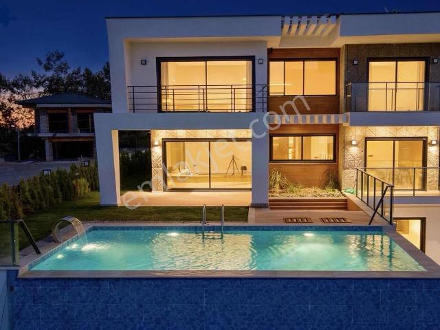 Soğucak, Kuşadası içerisinde satılık Villa