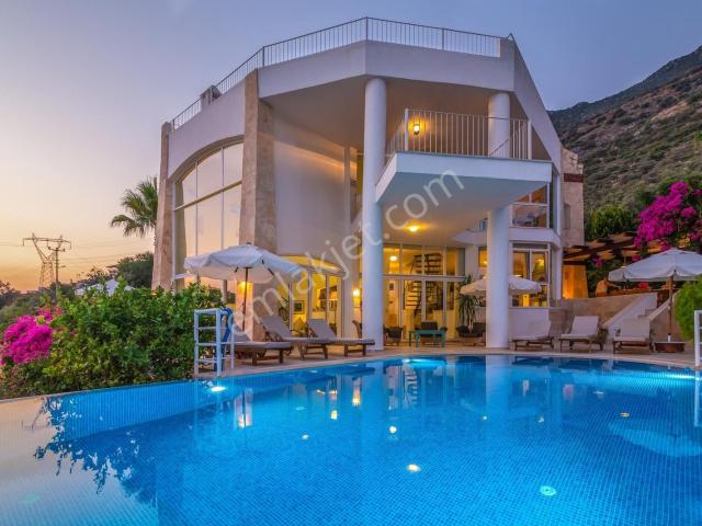 Kaş, Antalya içerisinde satılık Villa