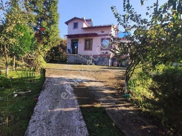 Tirebolu içerisinde satılık Villa