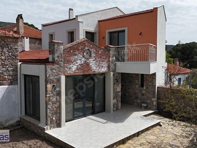 Urla, İzmir içerisinde satılık Villa