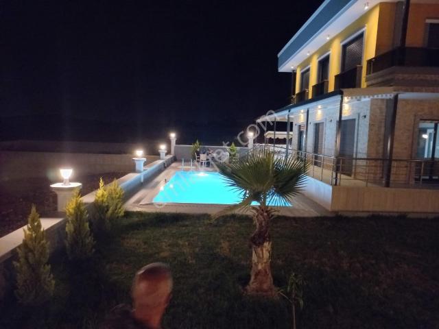 Manisa içerisinde satılık Villa