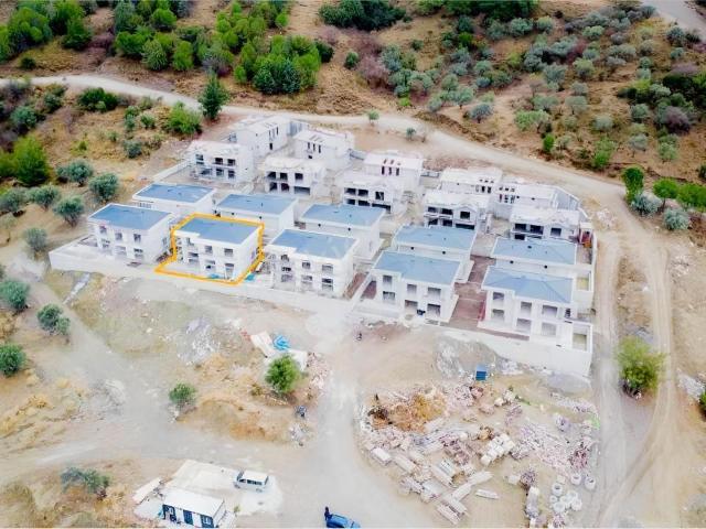 Kayapınar, Yunusemre içerisinde satılık Villa