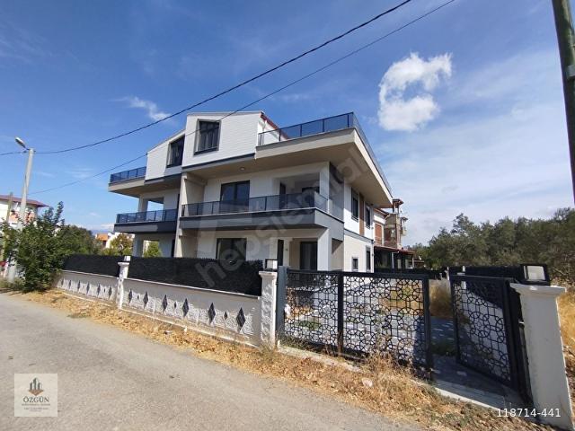 Burhaniye, Balikesir içerisinde satılık Villa