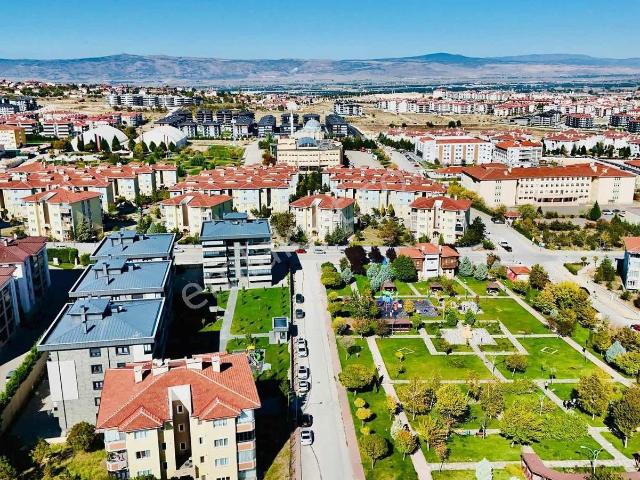 Eskişehir, Odunpazarı içerisinde satılık mülk