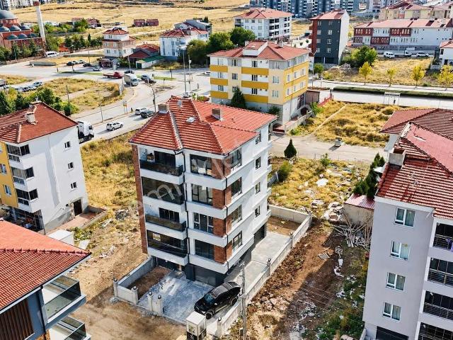 Eskişehir, Odunpazarı içerisinde satılık mülk