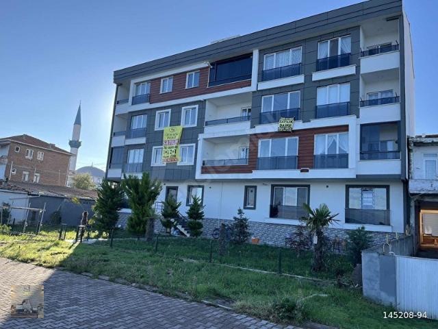 Merkez Mahallesi, Yakakent içerisinde satılık mülk
