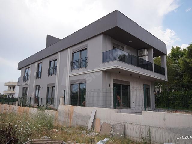 Yenişehir, Mersin içerisinde satılık Villa