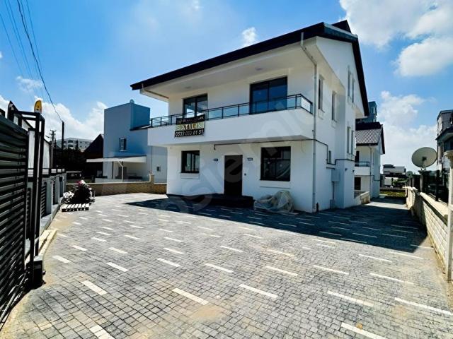 Sariçam, Adana içerisinde satılık Villa