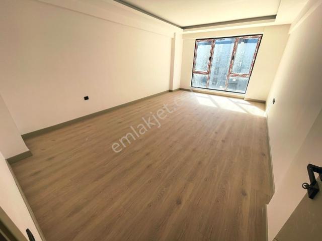 Cumhuriyet, Gemlik içerisinde satılık mülk