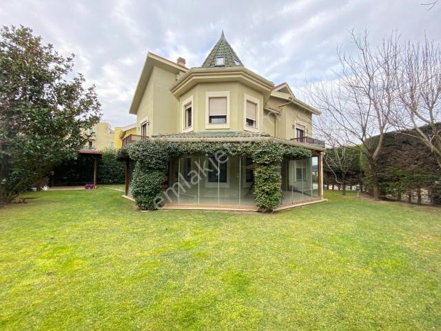 Çekmeköy, İstanbul içerisinde satılık Villa