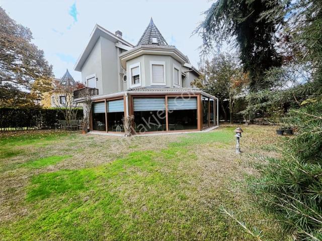 Çekmeköy, İstanbul içerisinde satılık Villa