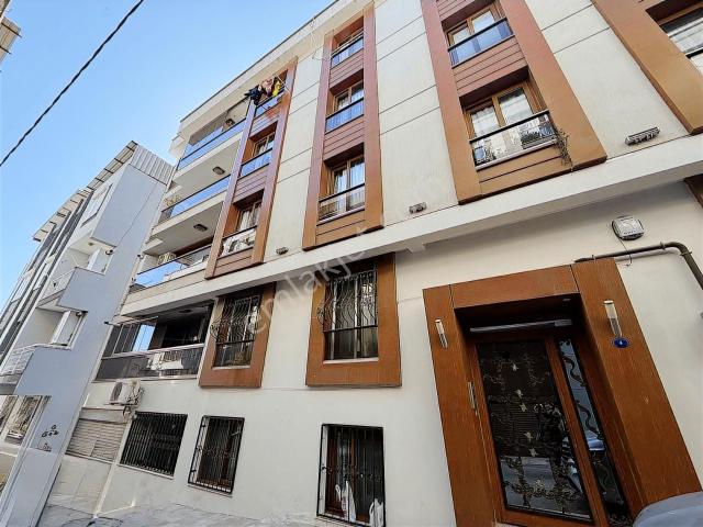 Karabağlar, İzmir içerisinde satılık mülk