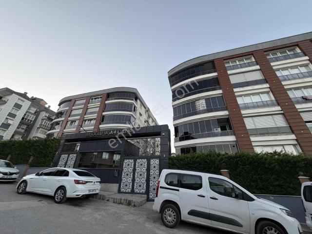 Karabağlar, İzmir içerisinde satılık mülk