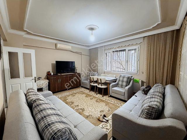 Karabağlar, İzmir içerisinde satılık mülk