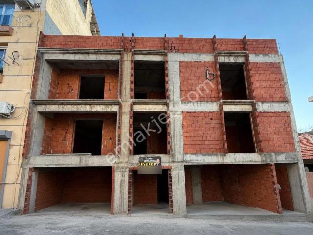 Karabağlar, İzmir içerisinde satılık Bina