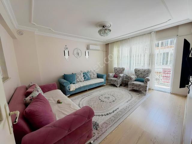 Karabağlar, İzmir içerisinde satılık mülk