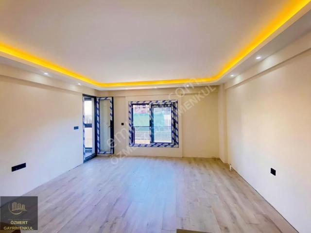 Karabağlar, İzmir içerisinde satılık mülk