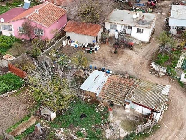 Güllüce, Ezine içerisinde satılık Arsa