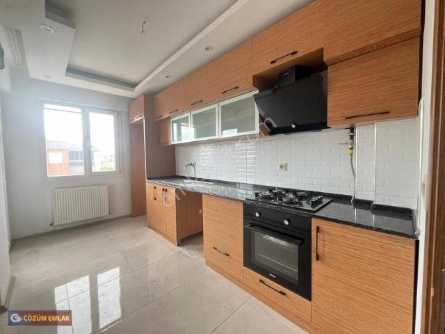 Muradiye, Yunusemre içerisinde kiralık mülk