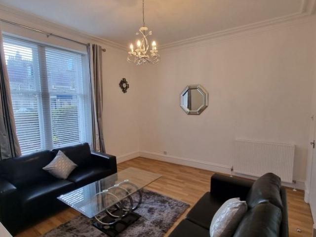 Apartment for rent in Ashley, Ballindoch
