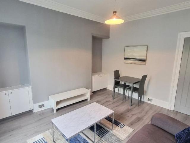 Apartment for rent in Ashley, Ballindoch