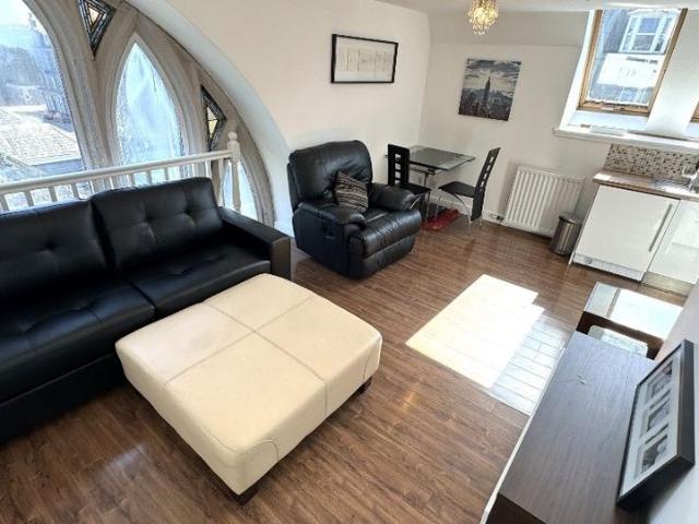Apartment for rent in Ballindoch, Scotland