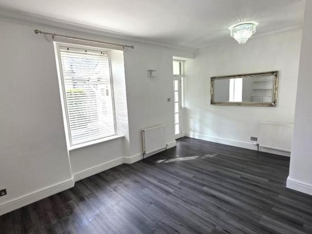 Apartment for rent in Ballindoch, Scotland