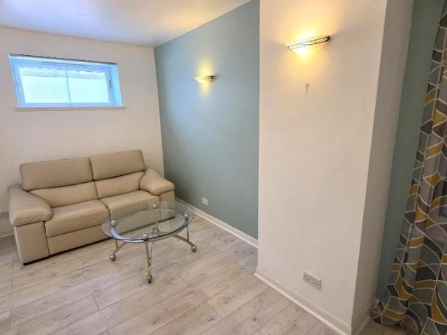 Apartment for rent in Ballindoch, Scotland