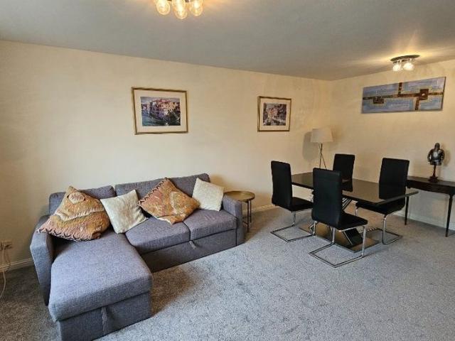 Apartment for rent in Rubislaw, Ballindoch