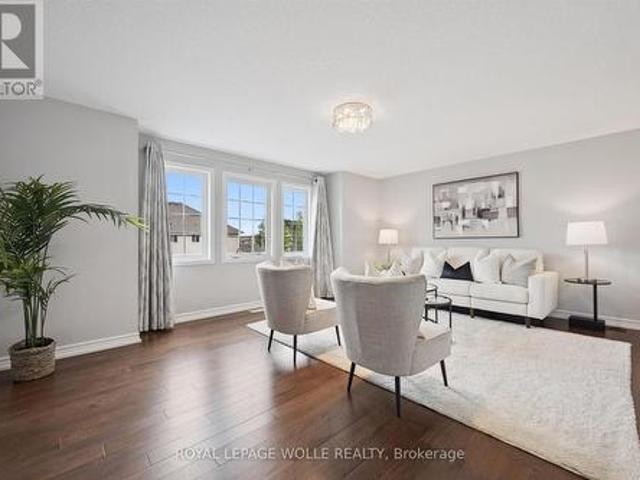 Townhouse for sale in Kitchener, Ontario