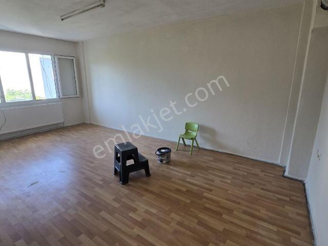 Bornova, İzmir içerisinde kiralık mülk