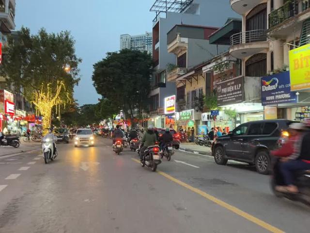 Nhà mặt phố bán tại Hoàn Kiếm, Hà Nội
