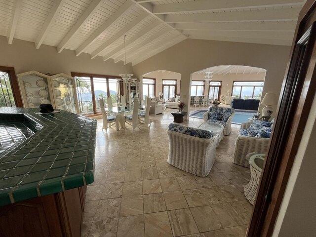 House for sale in Saint Thomas, Missouri