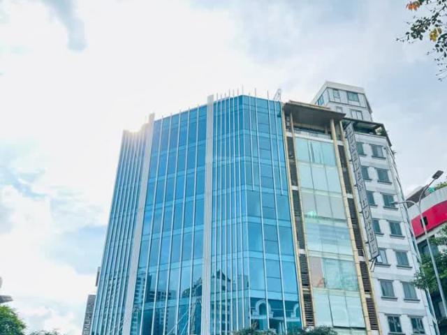 Nhà mặt phố bán tại Hoàn Kiếm, Hà Nội