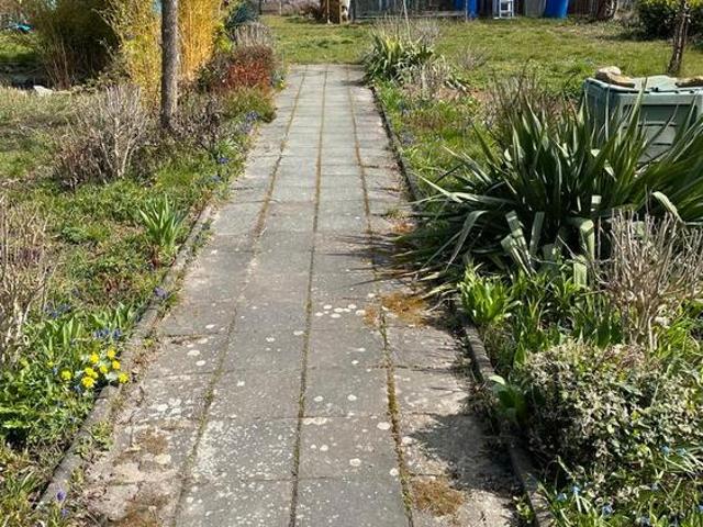 Erdgeschosswohnung mieten in Engelsdorf, Leipzig