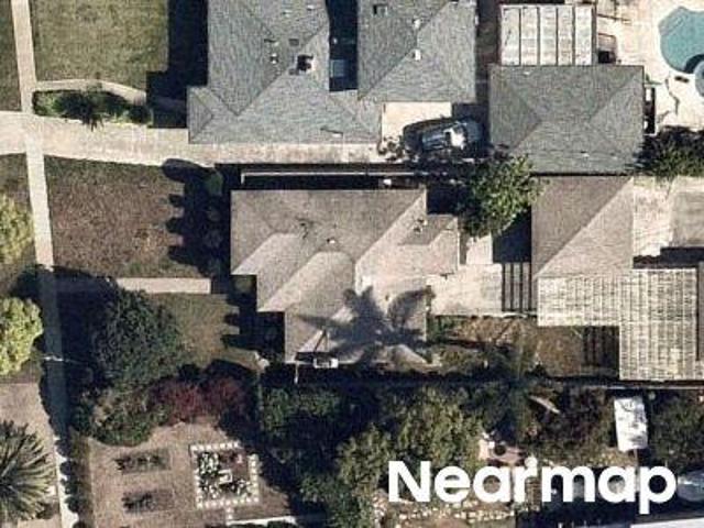 House for sale in Long Beach