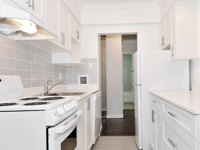Apartment for rent in Davie Village, Vancouver