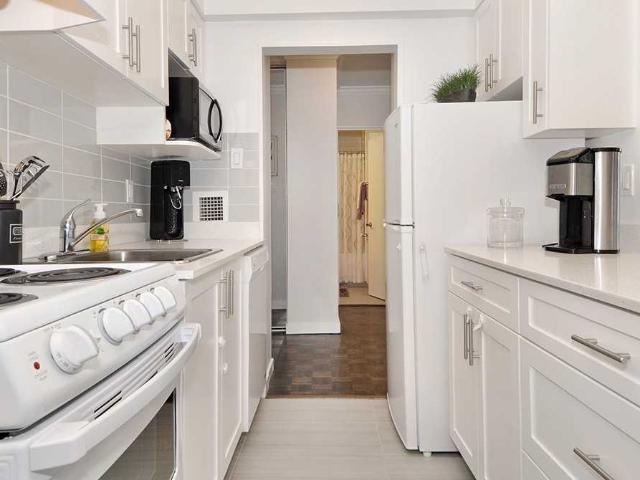 Apartment for rent in Vancouver, British Columbia