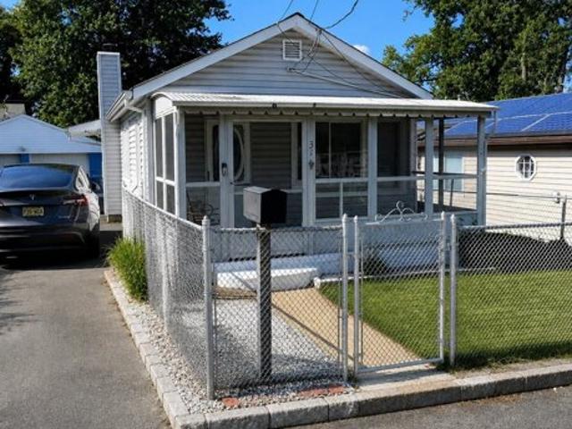House for sale in Old Bridge Township, Middlesex County