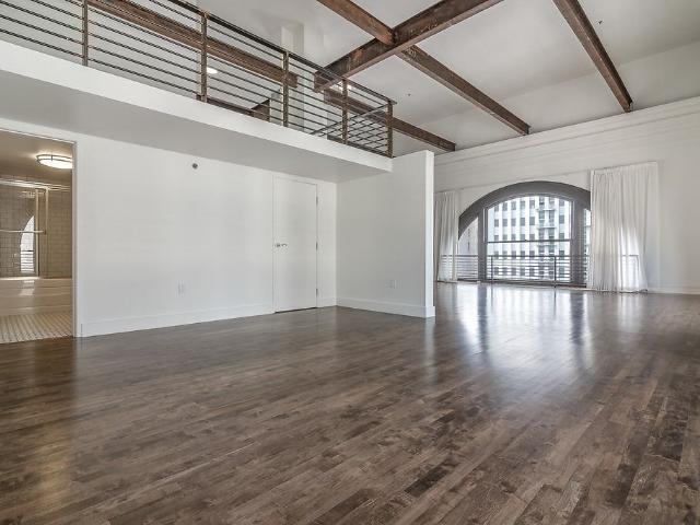 Apartment for rent in Canoga Park, California