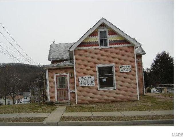 House for sale in Pacific, Missouri
